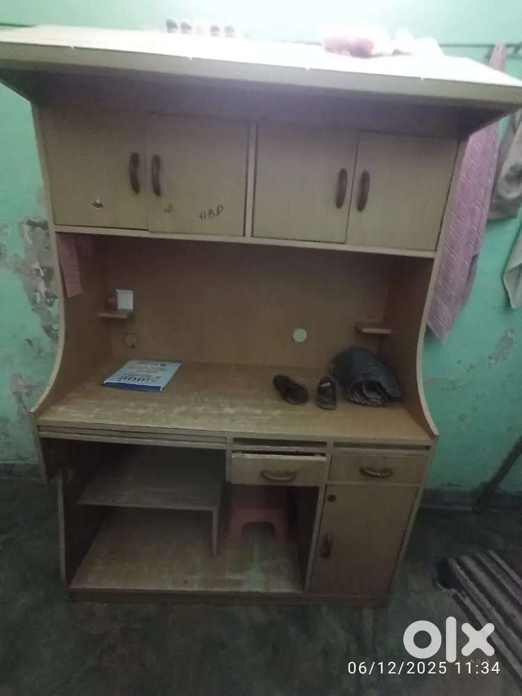 Computer table heavy duty table