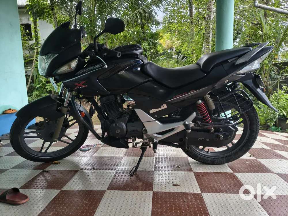 CBZ XTREME 2011 Model in good running condition.