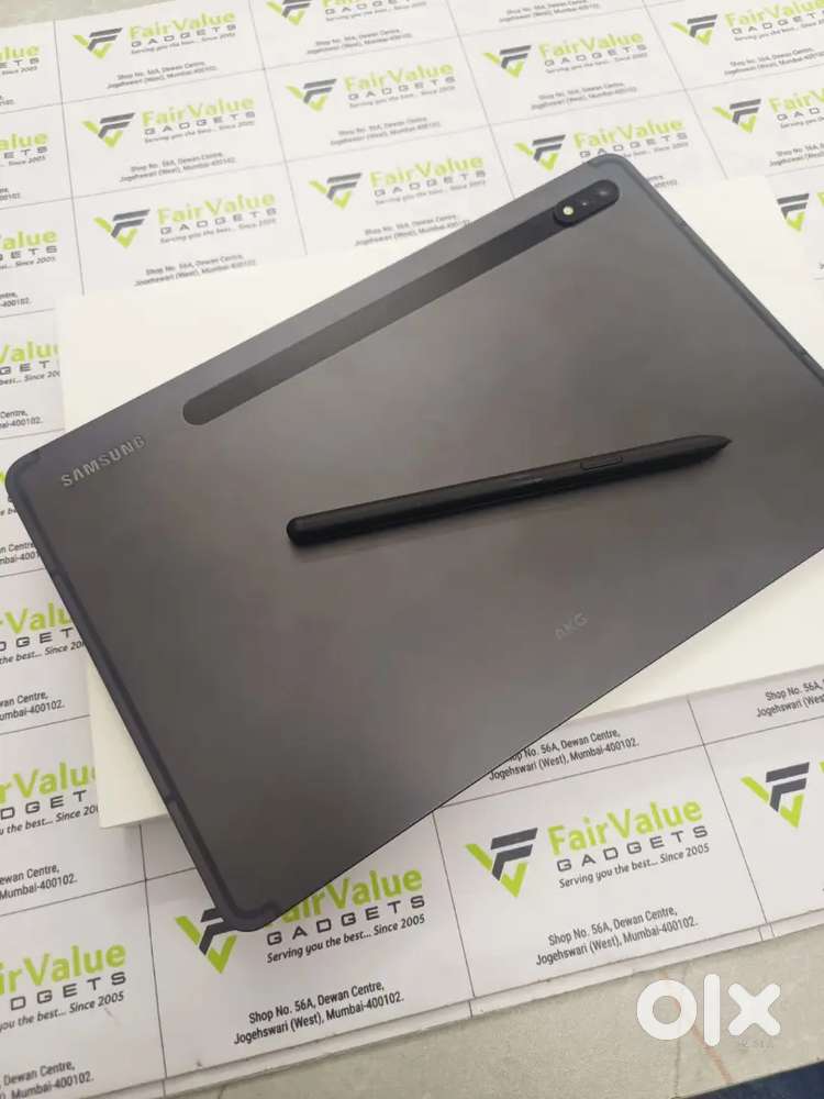 SAMSUNG GALAXY TAB S8 ONLY WIFI WITH BILL BOX N PENCIL 
8GB RAM 128GB