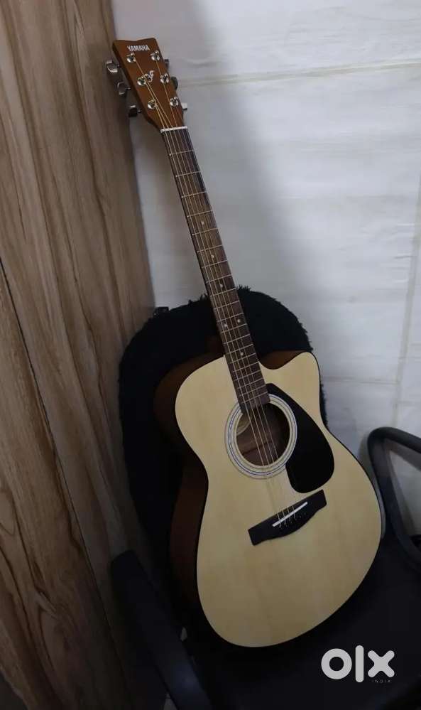 Yamaha FS80C  Guitar