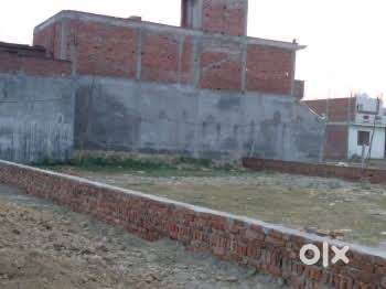 Plot for urgent sale