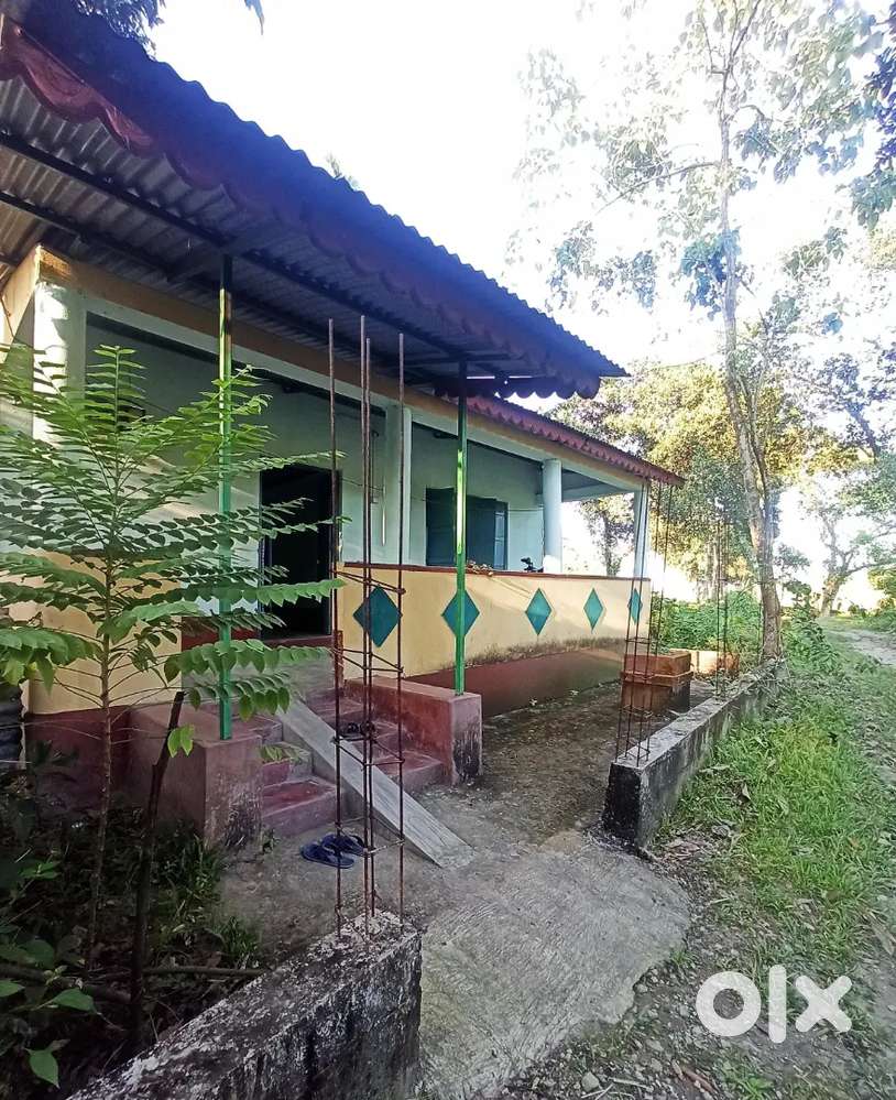 Butiful House 1800 Square Feet