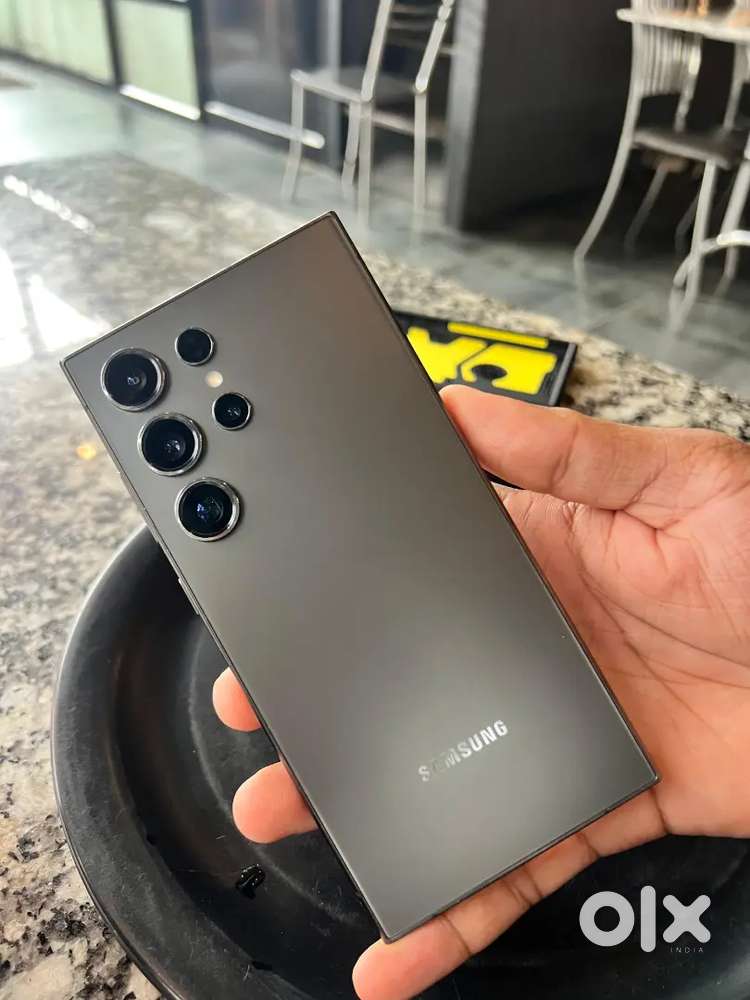 S24 Ultra 12gb ram / 512gb sale.