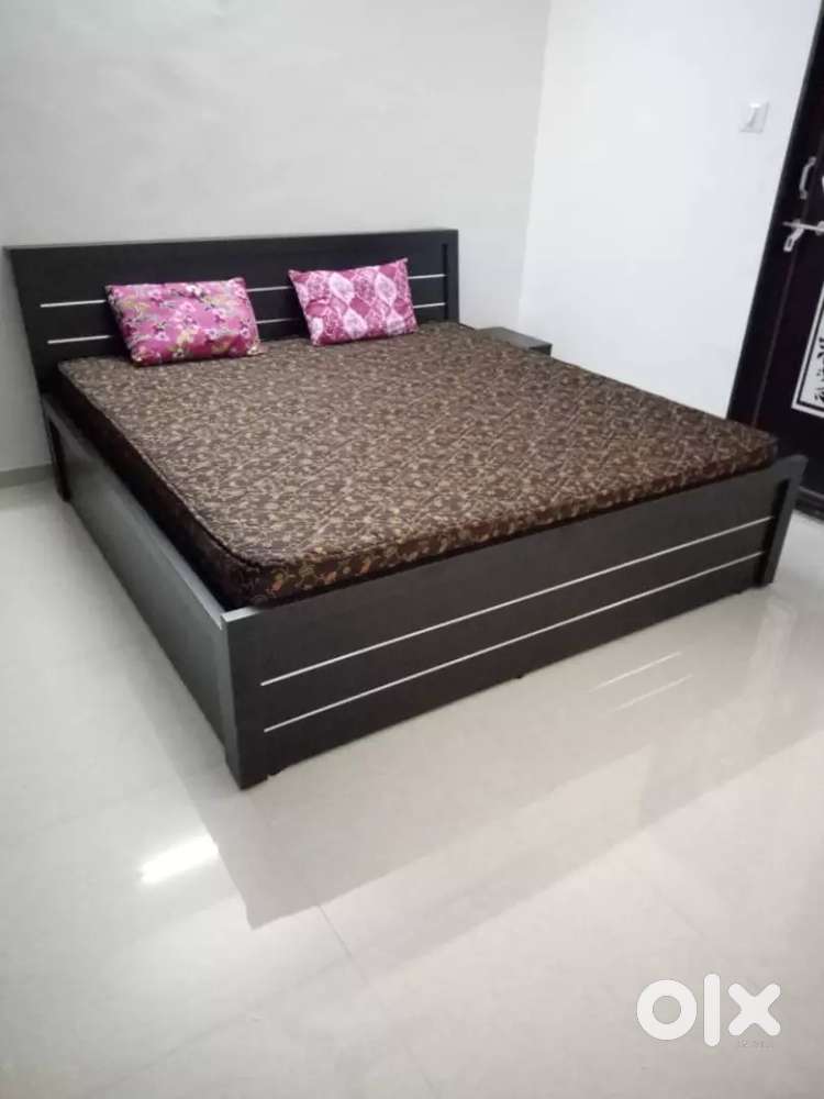 New box bed size 6ft*6ft