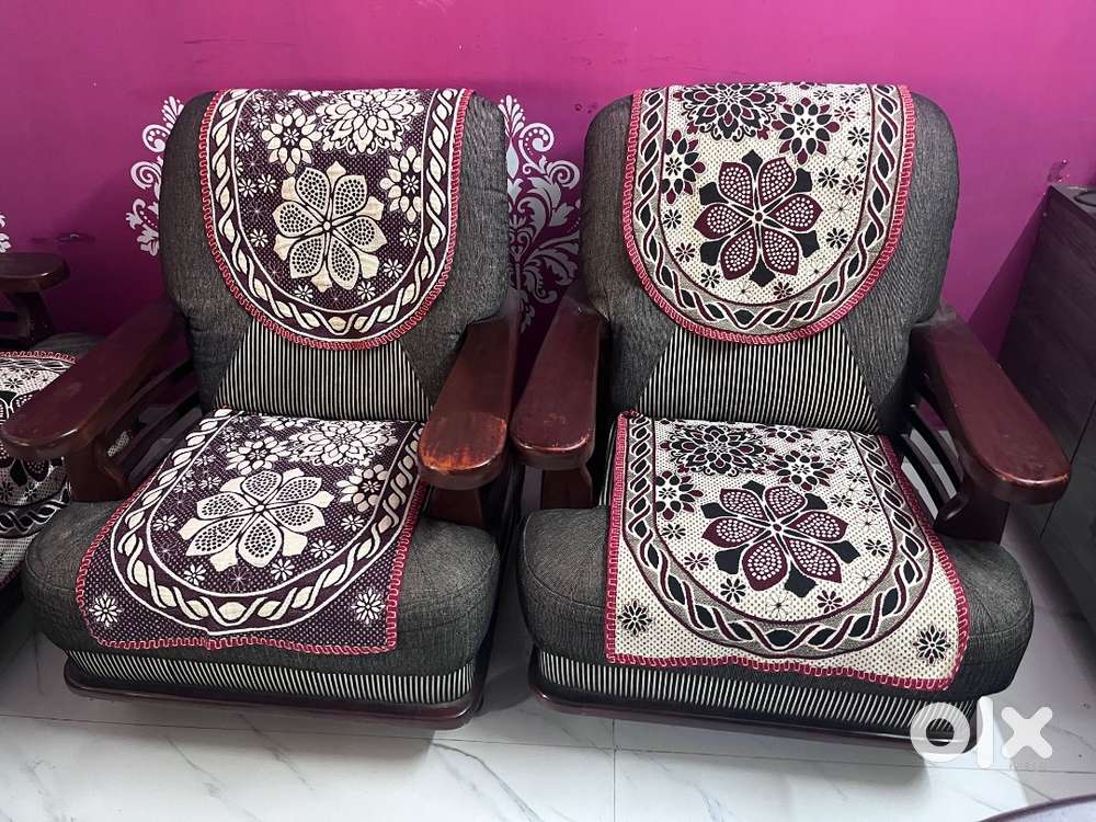3 plus 1 and 1 seater sofa