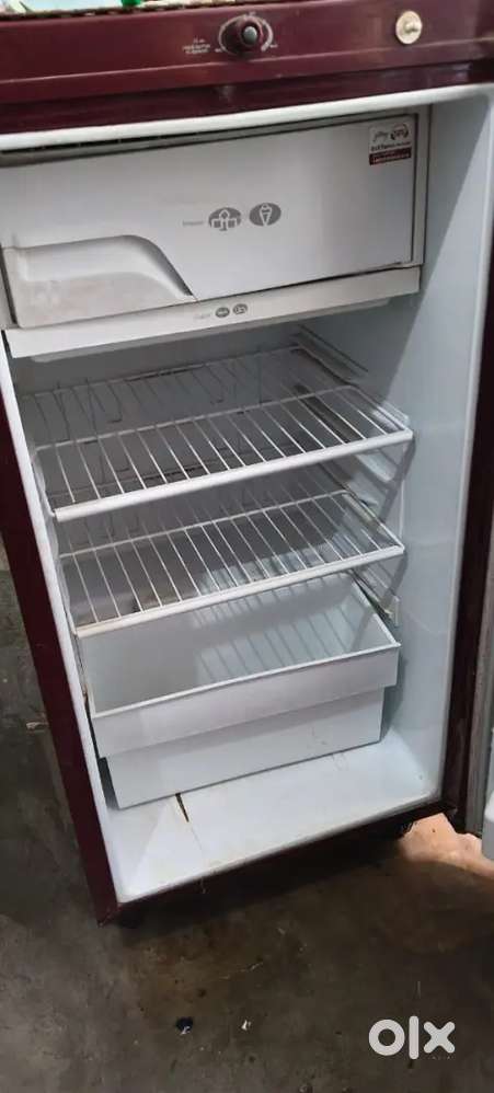 Single door fridge