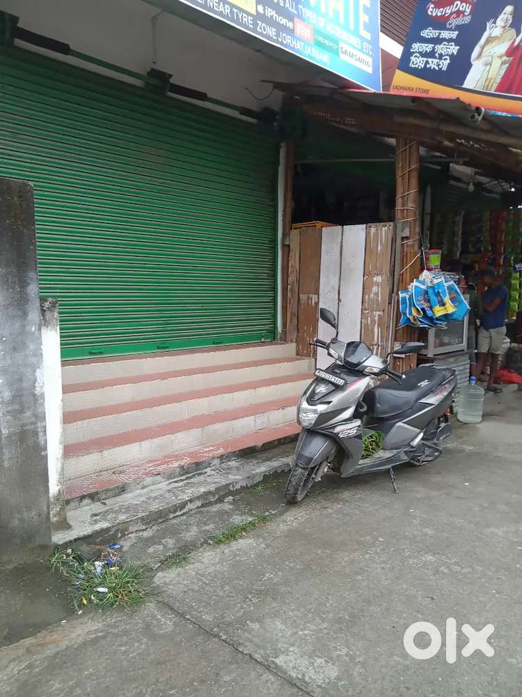 Bongal pukhuri , Roadside new shop/ Office