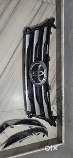 Fortuner chrome gril