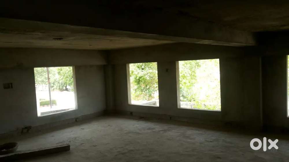 COMMERCIAL OFFICE FOR RENT