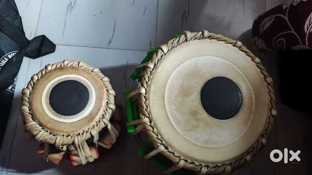 tabla set good condition