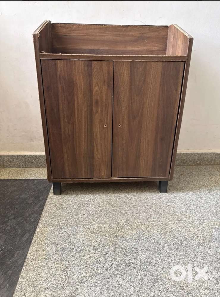 shoe rack folding table and chair up for sale