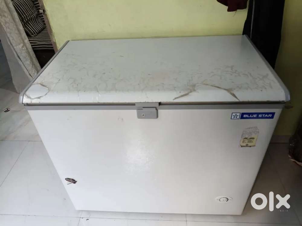 New condition deep freezer one month youse