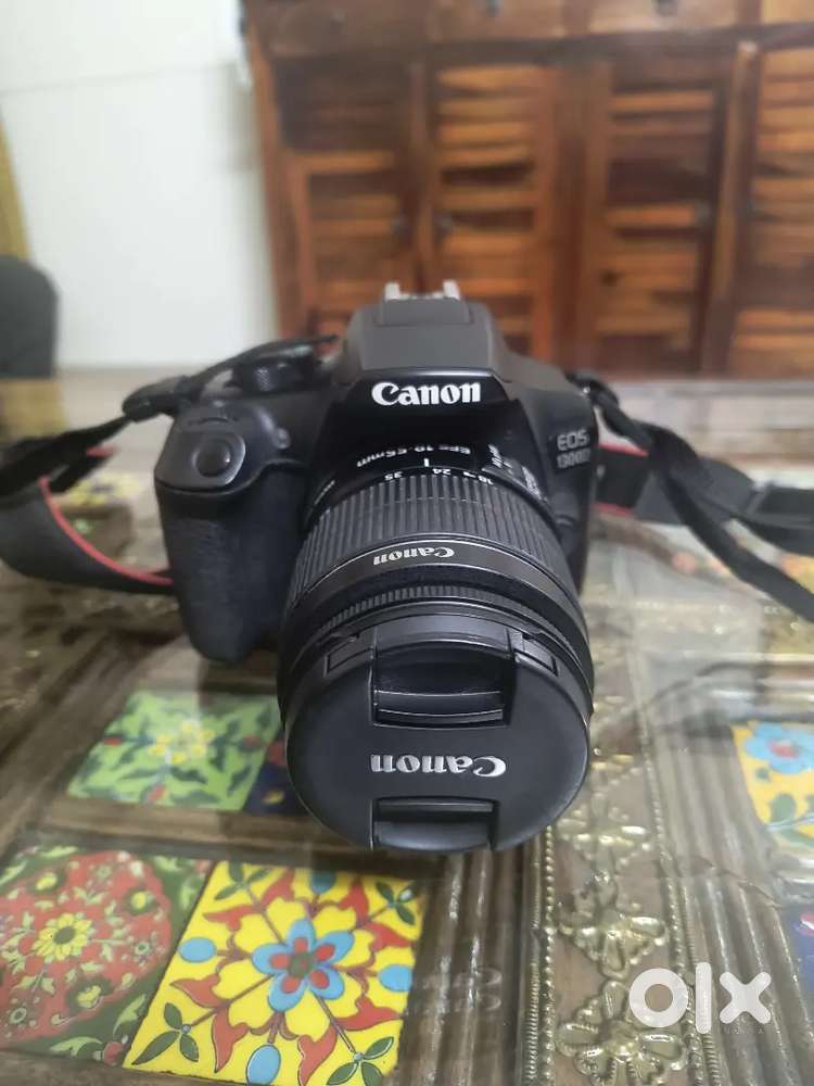 Canon EOS 1300D full kit