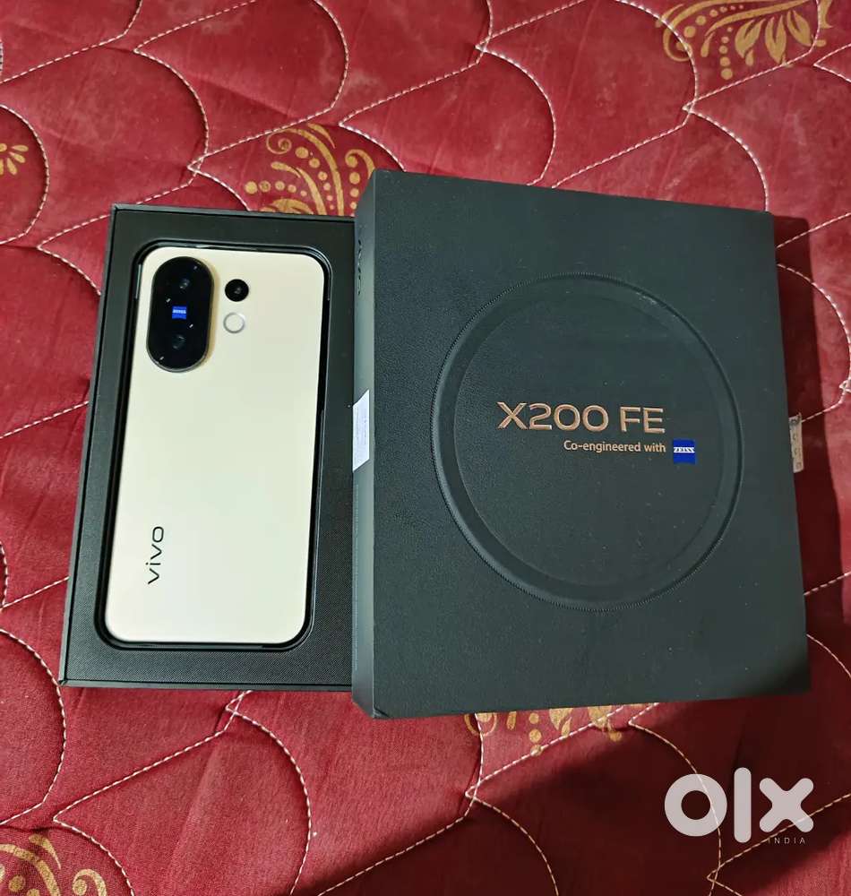 Vivo X200 FE 256/12GB..JUST 13 DAYS OLD.