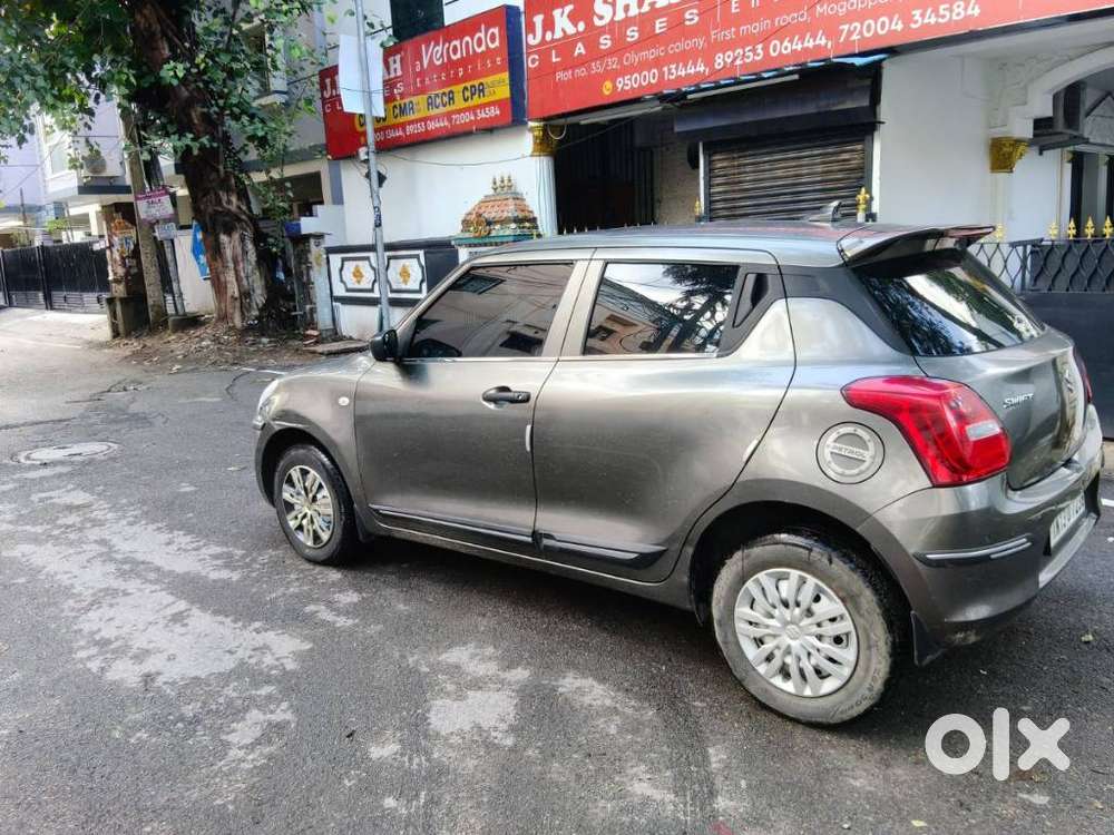 Maruti Suzuki Swift LXI Optional-O, 2020, Petrol