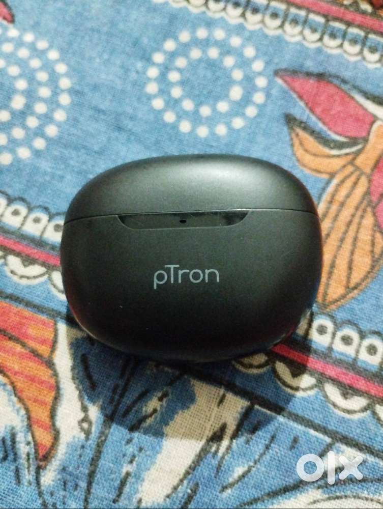 For sell ear buds ptron tws