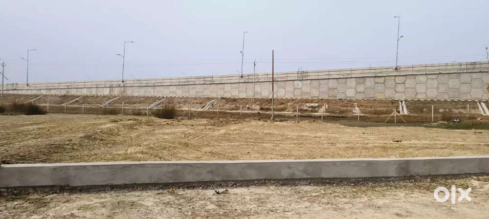 Main Road plot in lucknow