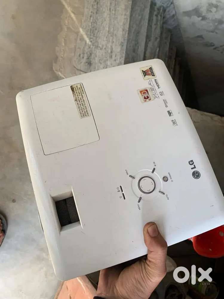 I want sale LG dlp HDMI projector in good condition