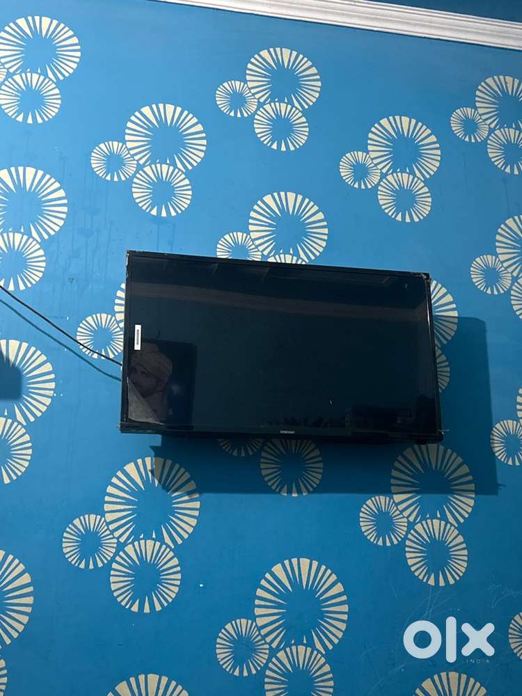 LED TV 43 inch