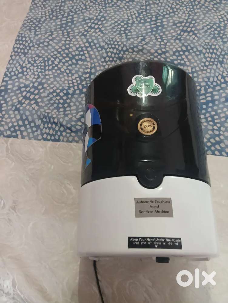 Hand sanitizer automatic machine