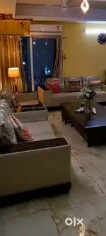 7 seater sofa with center table