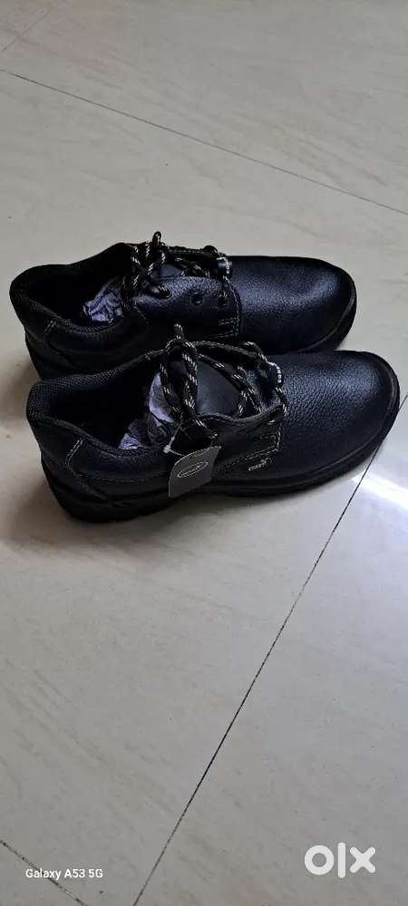 Safety shoes