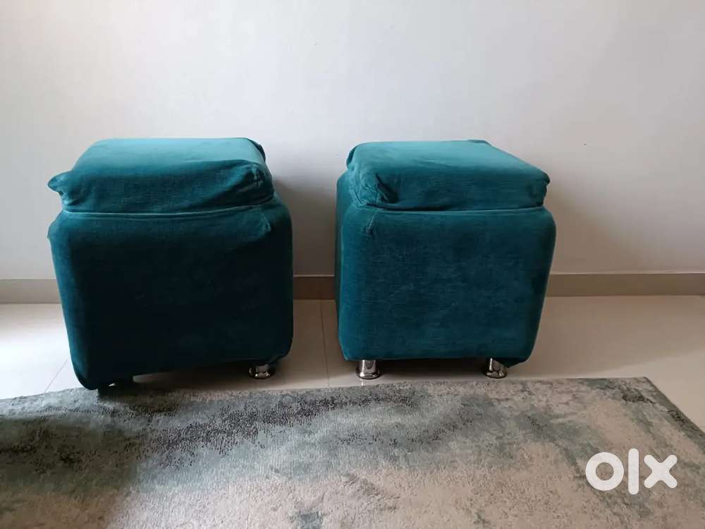 Sofa cum bed set with puffy