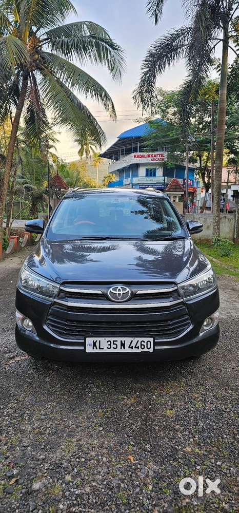 Innova Crysta re reg 2018 g automatic 8 seater
