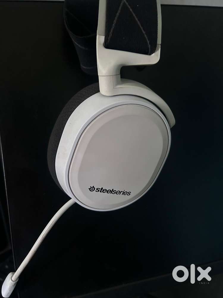 Steelseries Arctic 7 wireless headphones (white)