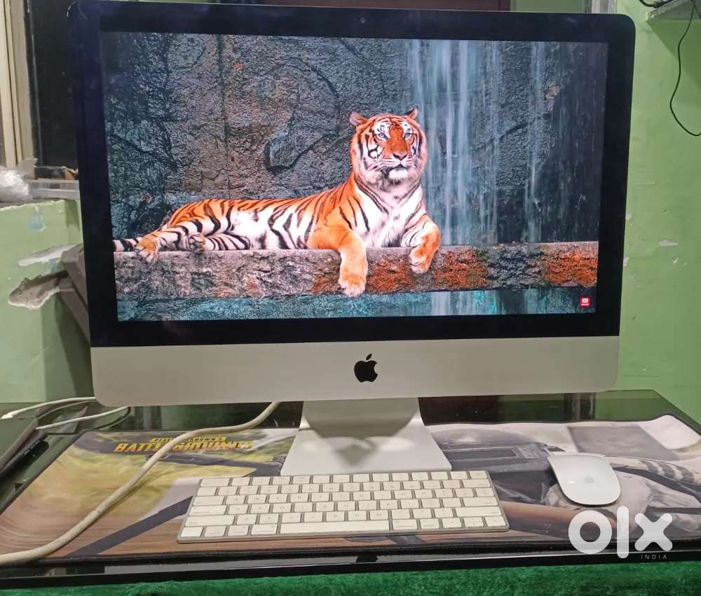 Apple iMac With Apple Chargeable Magic Keyboard & Mouse