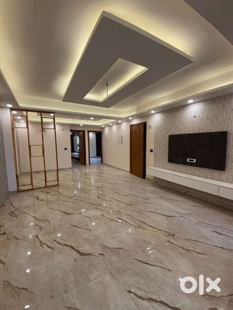 3BHK FLAT FOR SALE JAKHAN RAJPUR ROAD