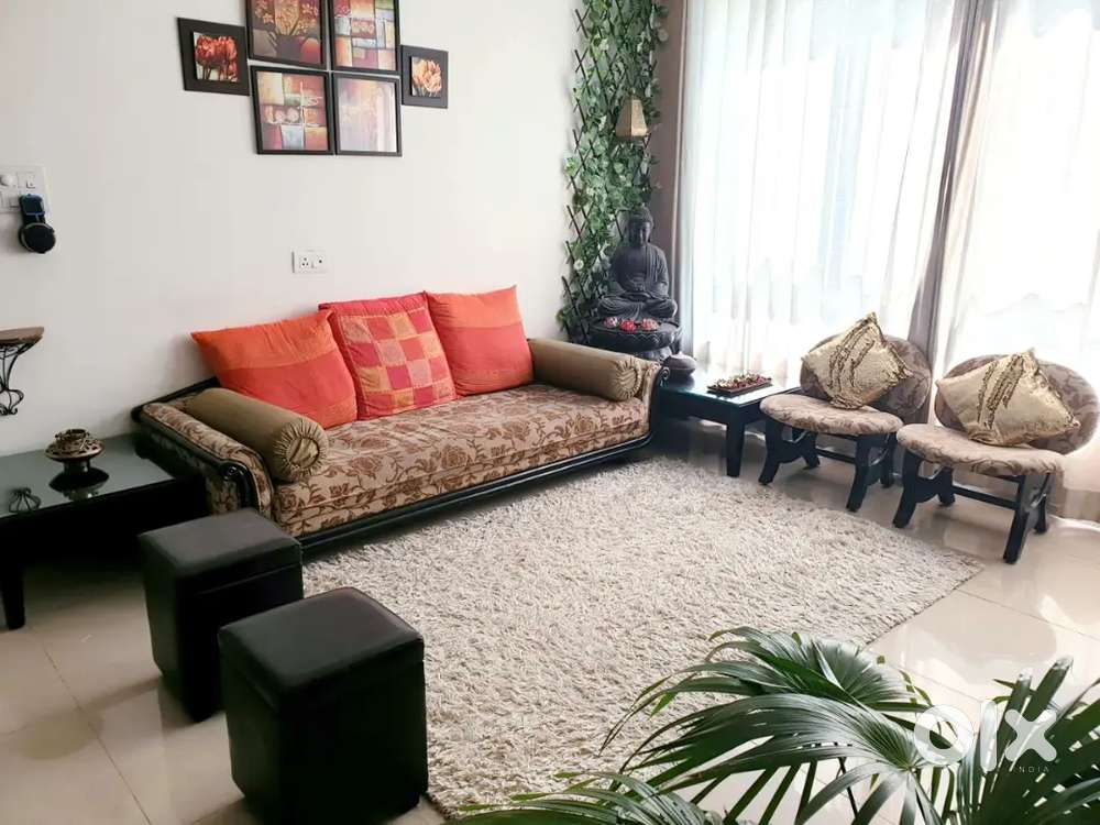 Solid Sheesham wood sofa set woth two chairs