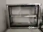Food items display