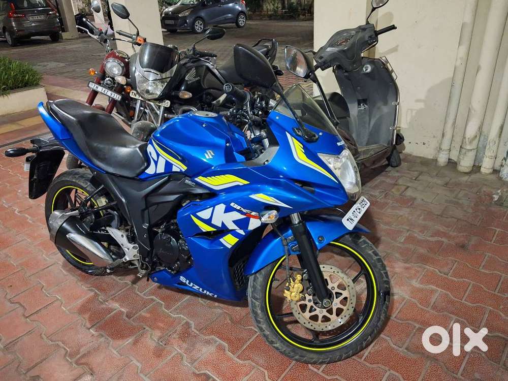 SUZUKI Gixxer SF FI