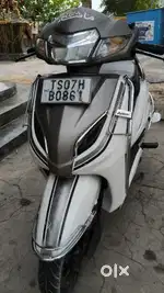Activa 5g white colour limited edition price 5500