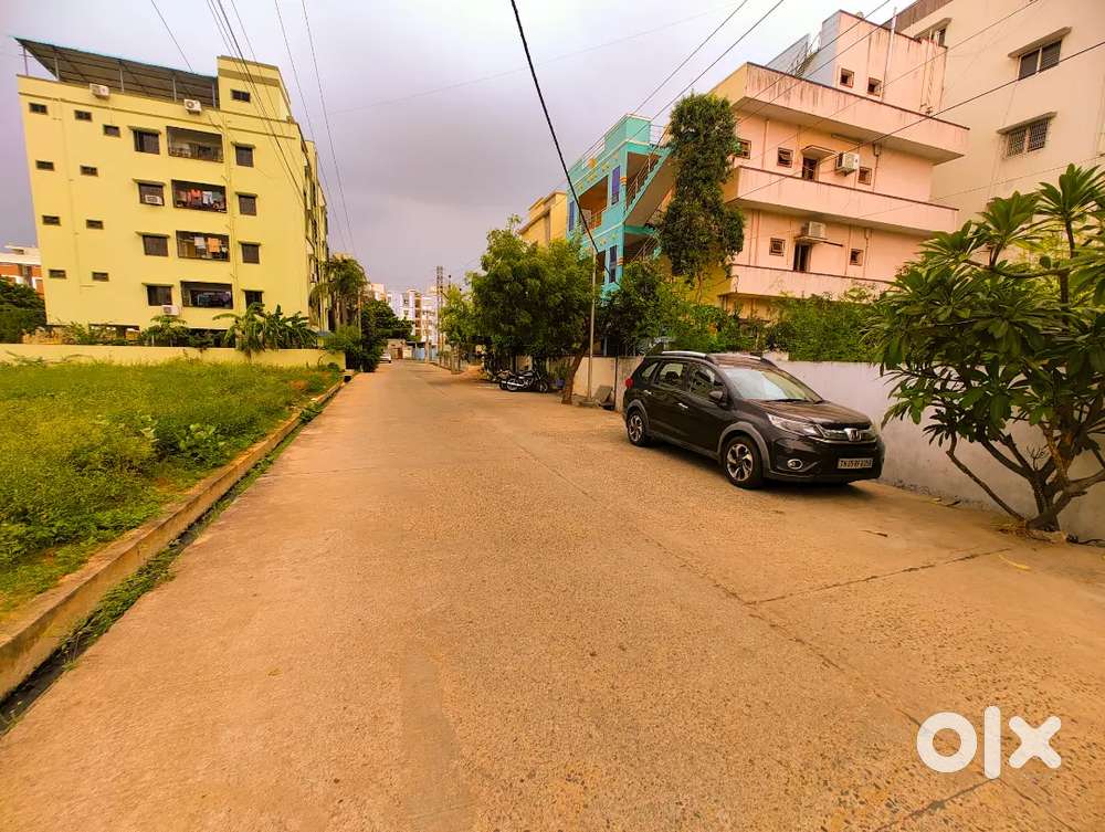Prime DTCP site near Iscon City, official area, north facing grab fast