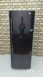 Capacity of 295 litres 5 star rating lg black colour doubledoor 10500