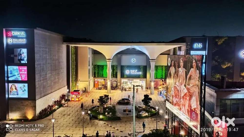 WANTED M/F COUNTER SHOWROOM STAFFS INSIDE MALL