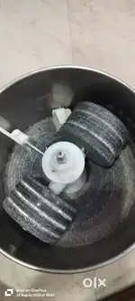 Grinder for grinding