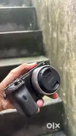 Sony 6600 full frame