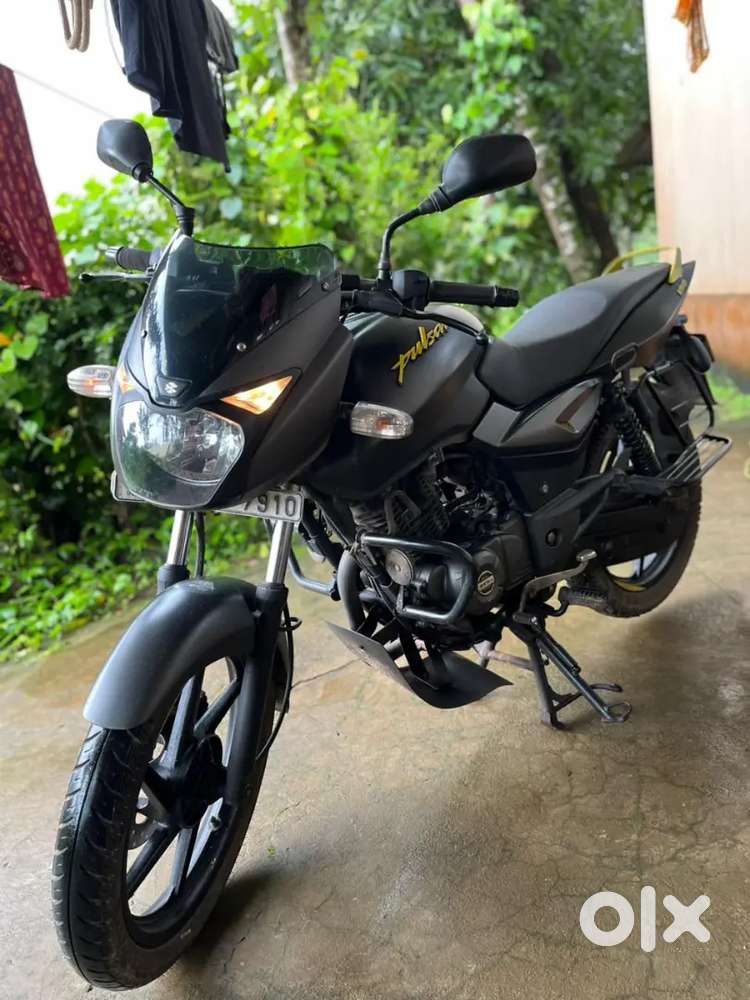 Pulsar 150 neon