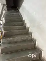 Go down use k liye 2floor ko Rent pe dena hain