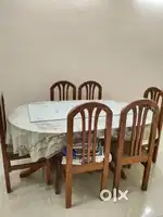 Dinning Table For Sale Urgently In Very Good Condition