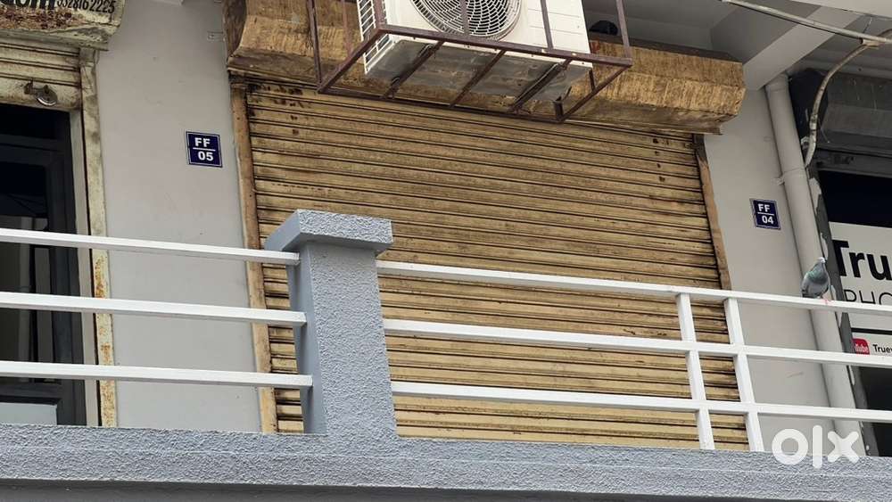 Office available on rent