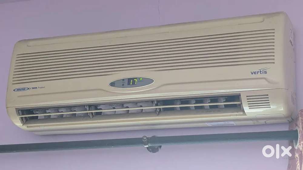 VOLTAS AC 1 TON