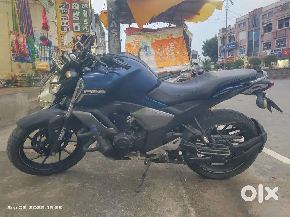 Yamaha fzs v3 version