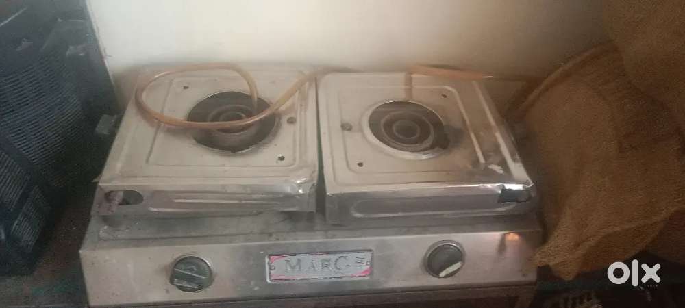 Do muhwa chulha aur ek muha chola