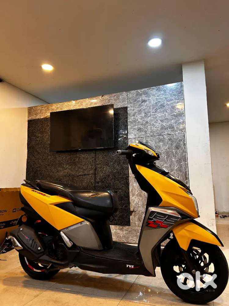 MINT CONDITION TVS NTORQ 125 MODEL OF 2020 LAST WITH ALL UPTODATE PPRS