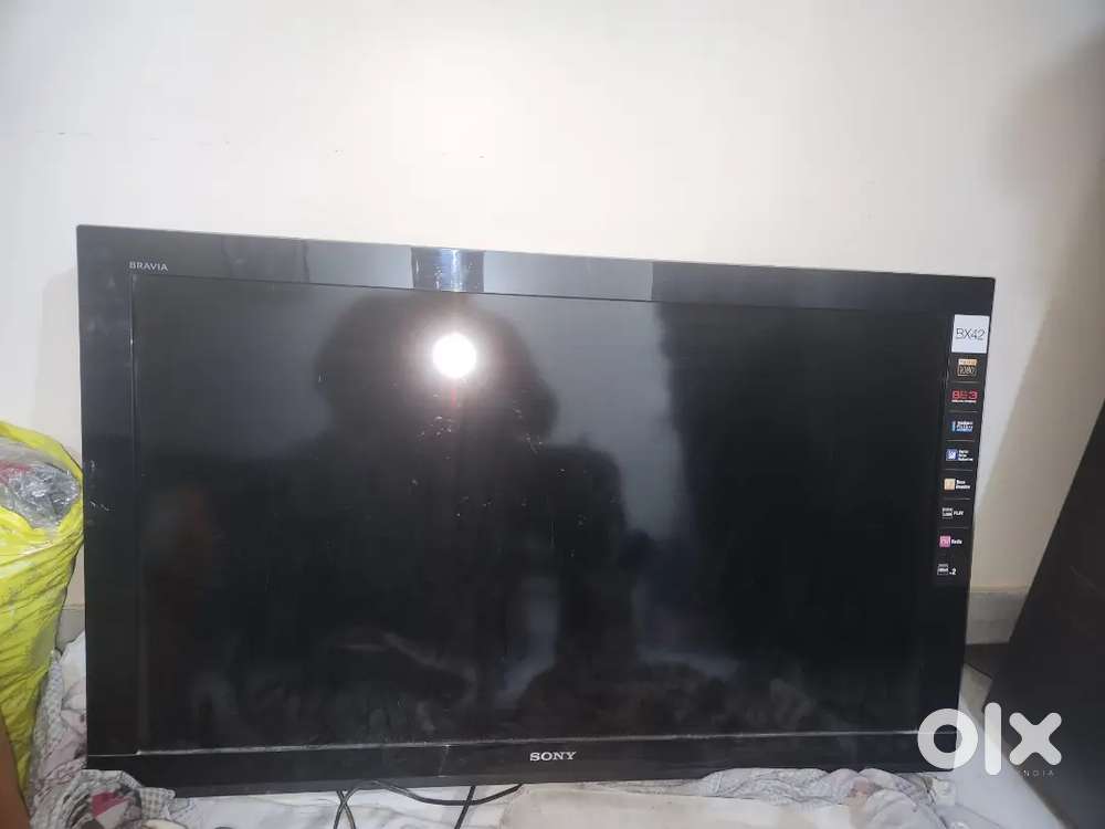 sony brevia LCD BX42