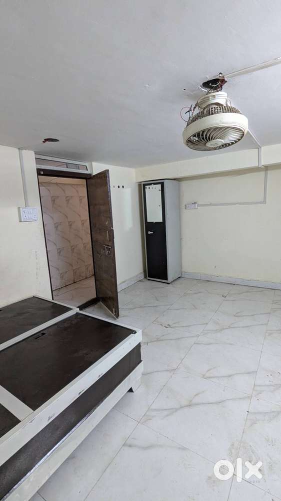 Fully furnished rooms available